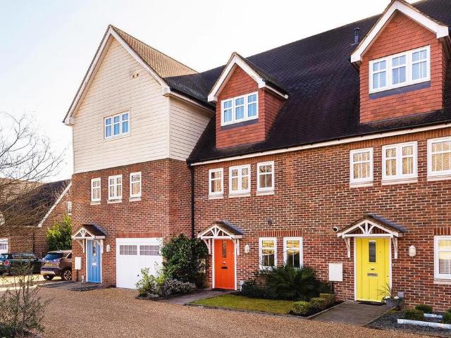 4 bedroom house to rent