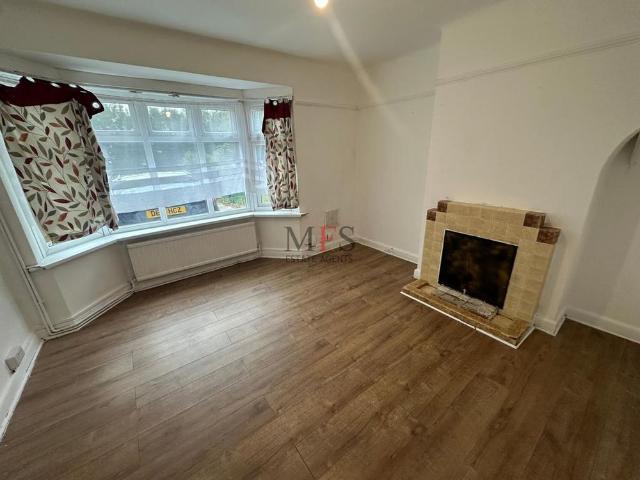 4 bedroom house to rent