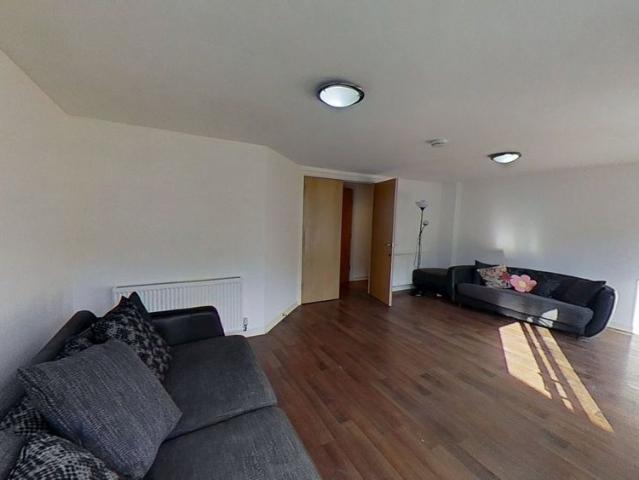 4 bedroom house to rent