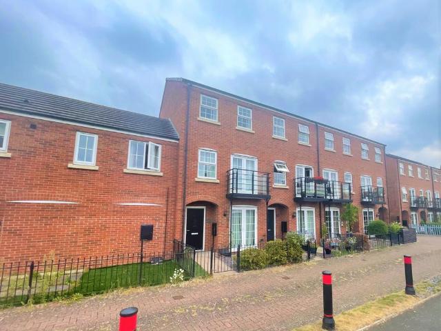 4 bedroom house to rent