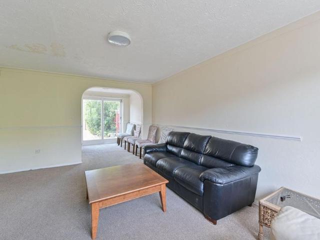 4 bedroom house to rent