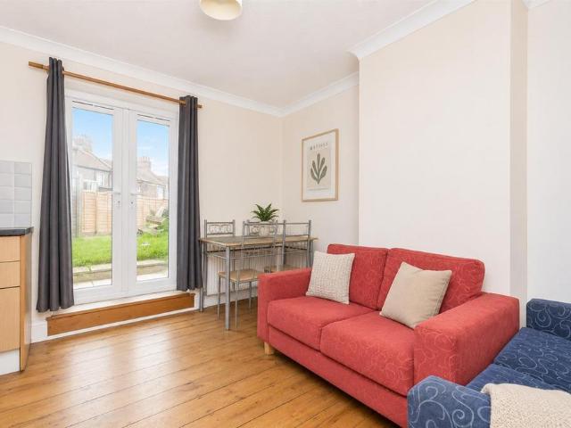 4 bedroom house to rent