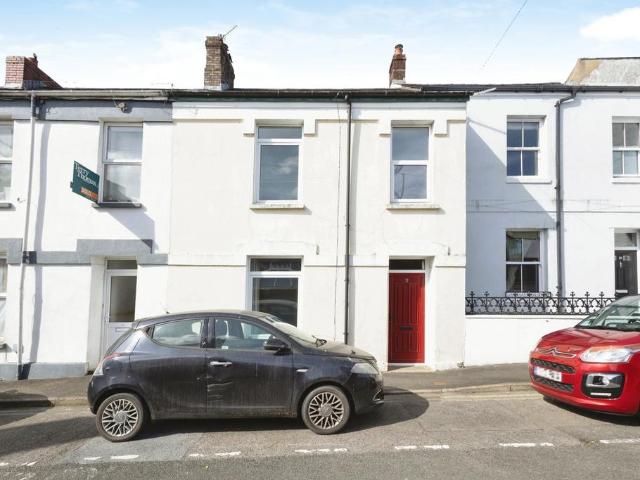 4 bedroom house to rent