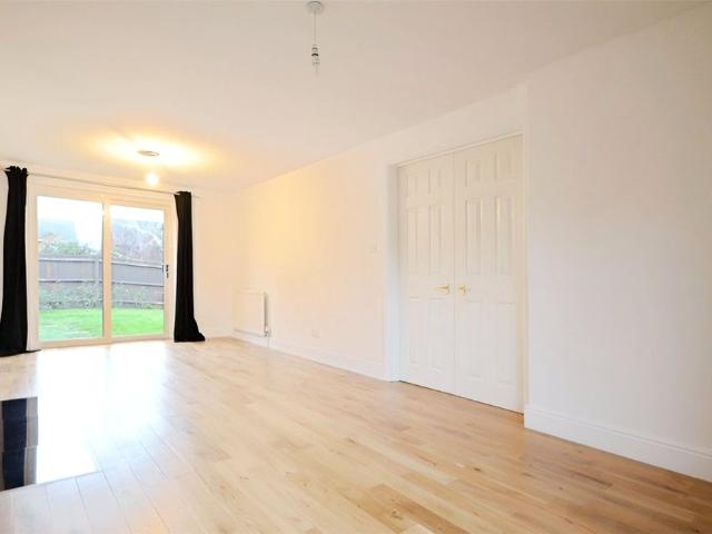4 bedroom house to rent