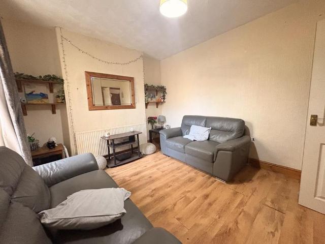 4 bedroom house to rent