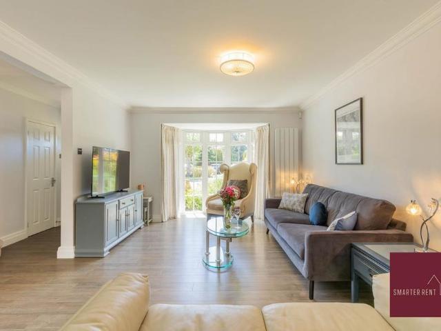 4 bedroom house to rent