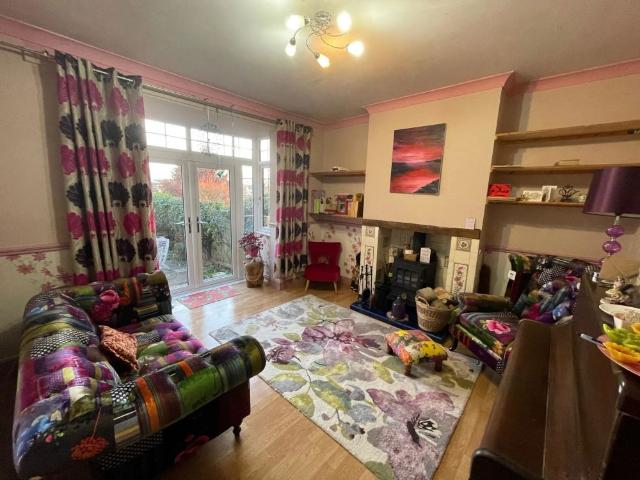 4 bedroom house to rent
