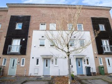 4 bedroom house to rent