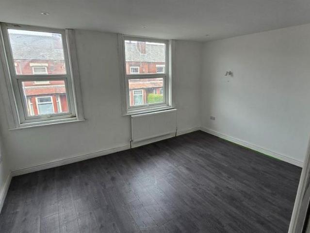 4 bedroom house to rent