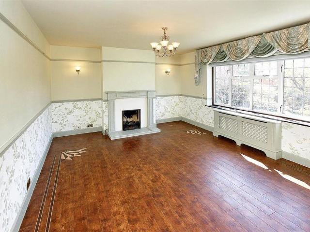 4 bedroom house to rent