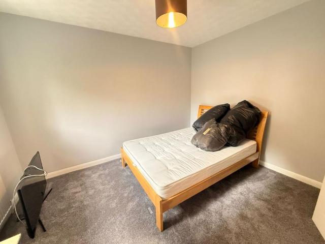 4 bedroom house to rent