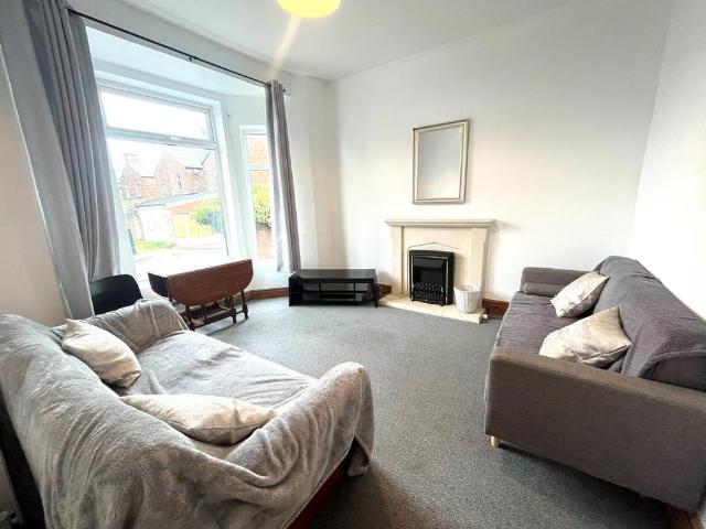 4 bedroom house to rent