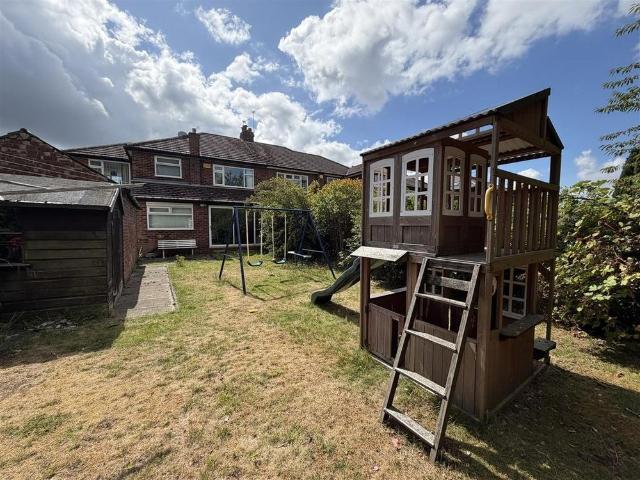 4 bedroom house to rent