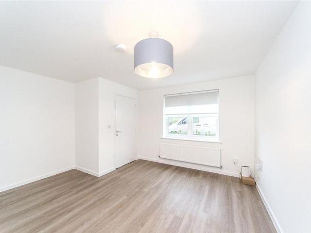 4 bedroom house to rent