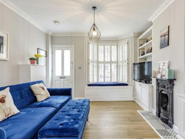 4 bedroom house to rent