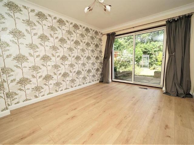 4 bedroom house to rent