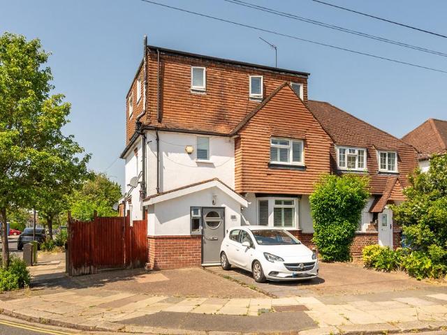 4 bedroom house to rent