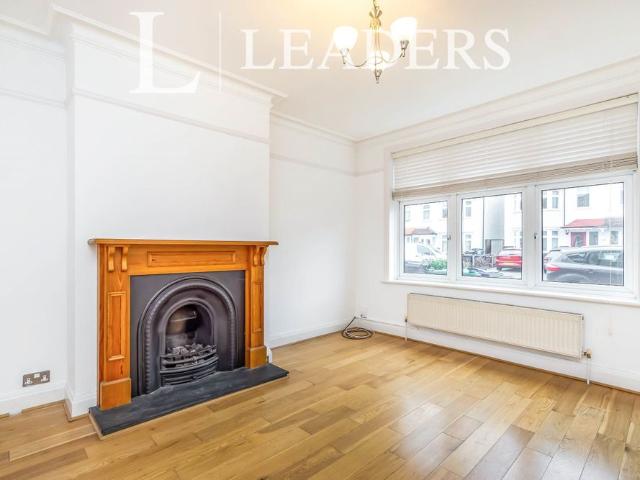 4 bedroom house to rent Wydehurst Road, Croydon, CR0