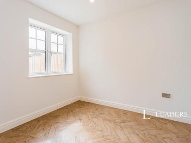 4 bedroom house to rent Acorn Gardens, Bell Lane, Splaynes Green, Uckfield, TN22