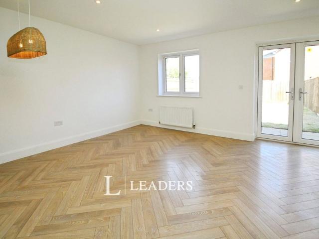 4 bedroom house to rent Clavell Close, Tattenhoe Park, Milton Keynes, MK4