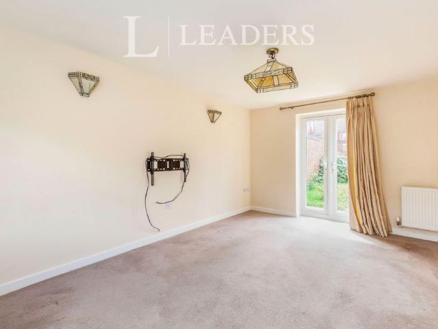 4 bedroom house to rent Girton Way, Mickleover, Derby, DE3
