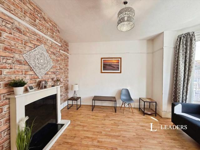 4 bedroom house to rent Henville Road, Bournemouth, Dorset, BH8