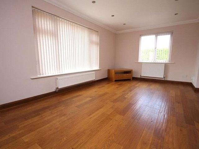 4 bedroom house to rent Hunts Pond Road, Park Gate, Southampton, Hampshire, SO31