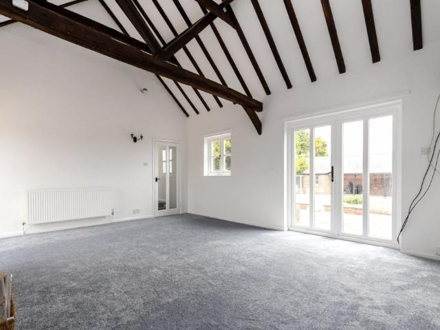 4 Bedroom House To Rent in Udimore