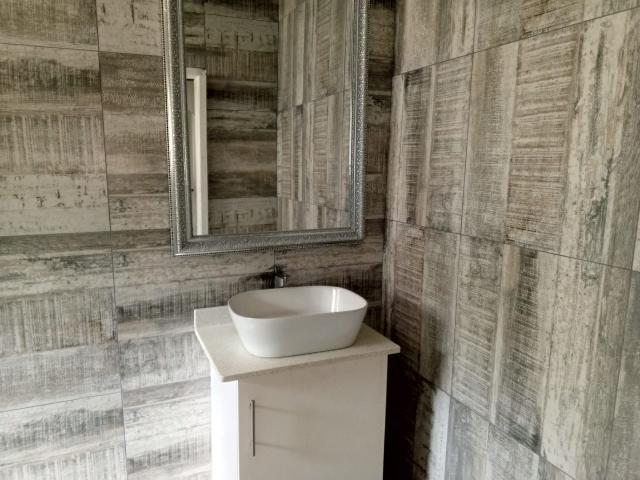 4 Bedroom House To Rent in Umtentweni