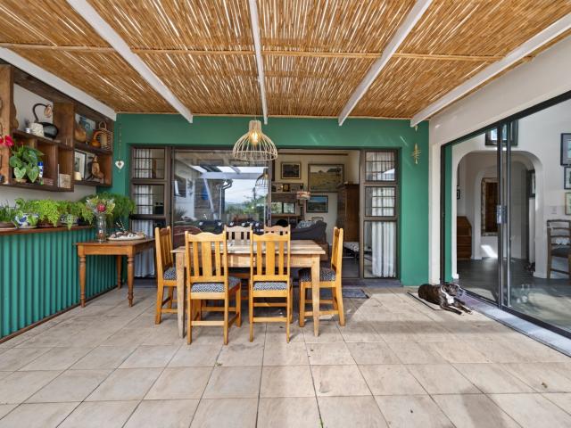 4 Bedroom House To Rent in Upper Robberg