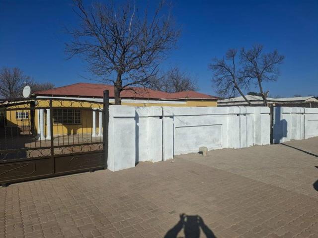 4 Bedroom House to Rent in Vryburg