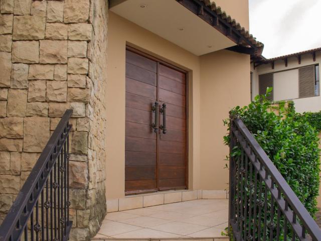 4 Bedroom House To Rent in Waterkloof Golf Estate
