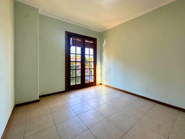 4 Bedroom House To Rent in Waterkloof Ridge