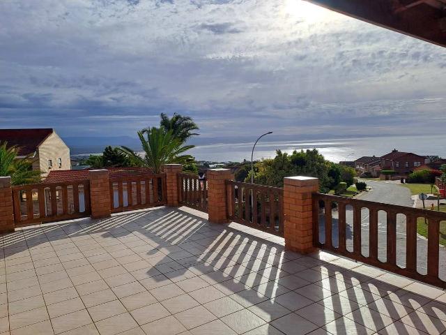 4 Bedroom House to Rent in Wavecrest