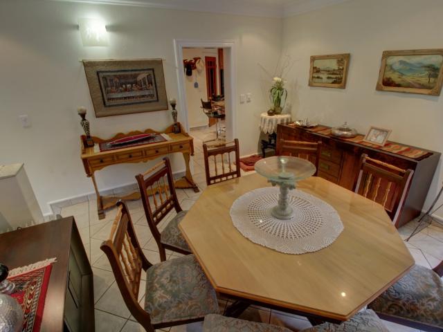 4 Bedroom House To Rent in Woodhill Golf Estate
