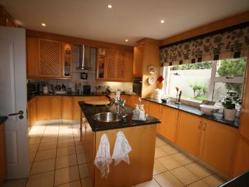 4 Bedroom House To Rent in Woodhill Golf Estate