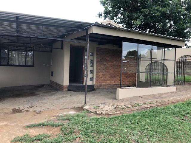 4 Bedroom House to Rent in Amajuba Park