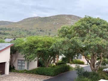 4 Bedroom House To Rent in Arabella