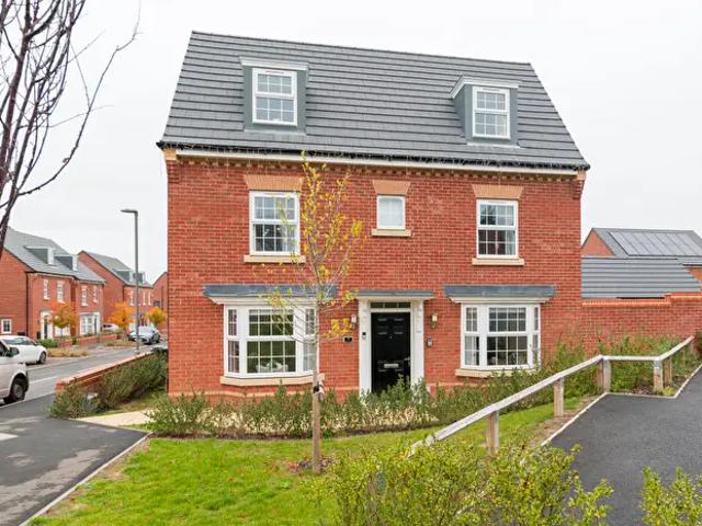 4 Bedroom House To Rent In Bannister Drive, MK17