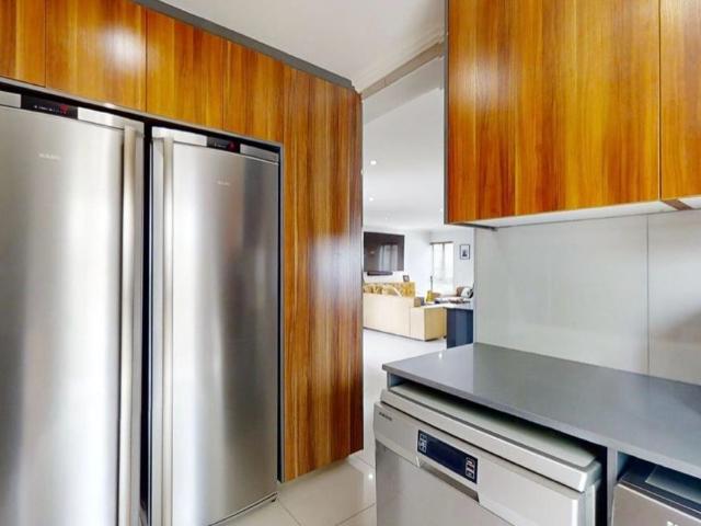 4 Bedroom House To Rent in Bartlett
