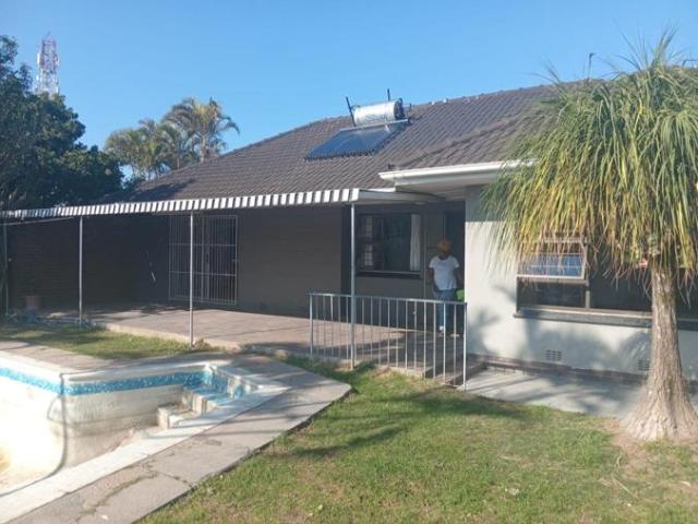 4 Bedroom House to Rent in Beacon Bay