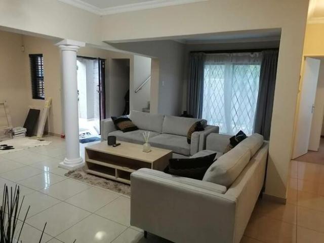 4 Bedroom House to Rent in Blue Hills