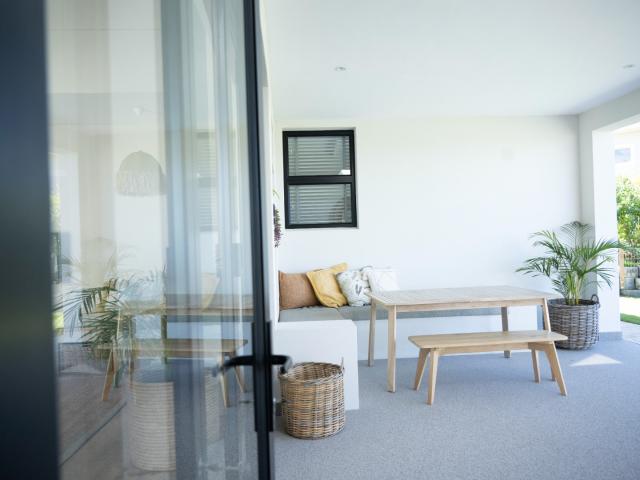 4 Bedroom House To Rent in Brackenridge Estate