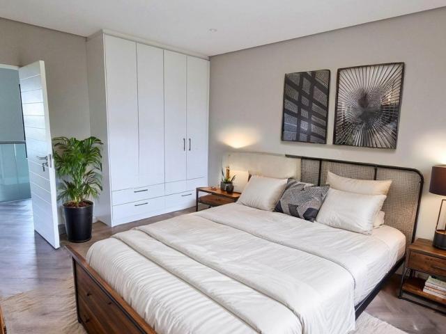 4 Bedroom House To Rent in Croydon Gardens Estate