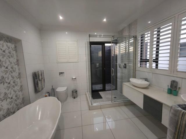 4 Bedroom House To Rent in Eye Of Africa Estate