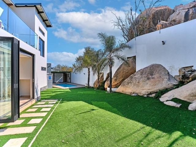 4 Bedroom House To Rent in Fourways