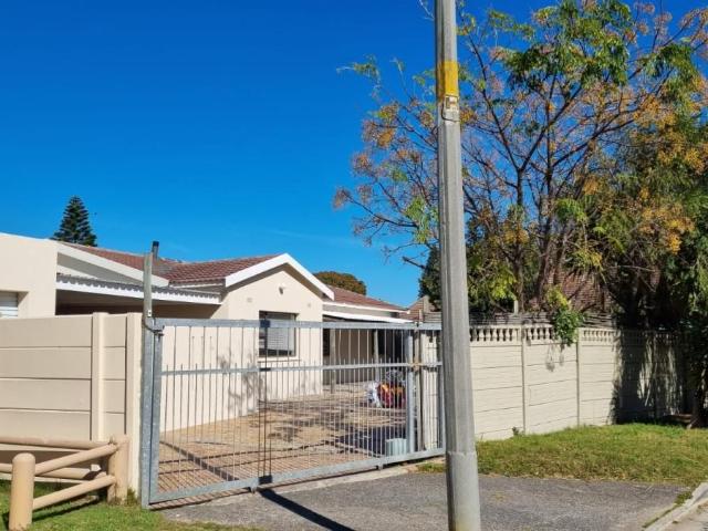 4 Bedroom house to rent in Flamingo Vlei, Blouberg