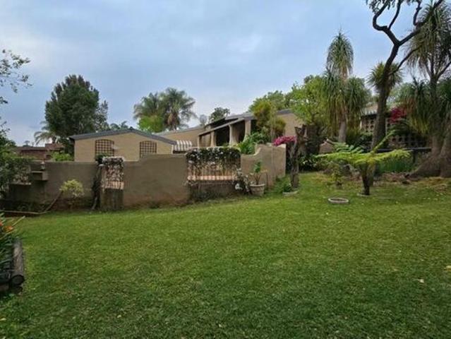 4 Bedroom house to rent in Garsfontein, Pretoria