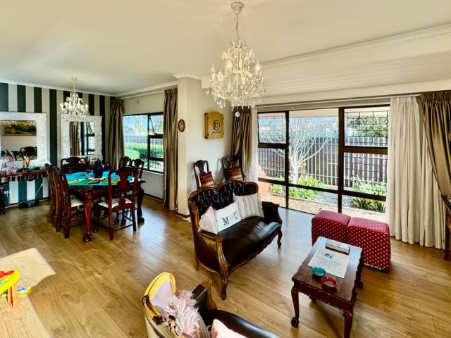 4 Bedroom House To Rent in Goedehoop