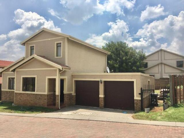 4 Bedroom House to Rent in Halfway Gardens